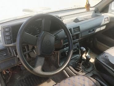 Транспорт: Opel Frontera: 2004 г., 2.4 л, Механика, Бензин, Внедорожник — 5