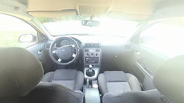 фольксваген джетта 2: Ford Mondeo: 2001 г., 2.5 л, Кол менен иштөөчү, Бензин, Седан — 1