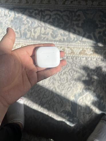 logitech g703: Продам беспроводной наушник (1 штука) Продаётся один наушник, второе — 3