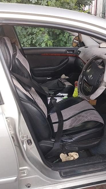 Унаа сатуу: Toyota Avensis: 2004 г., Седан — 3