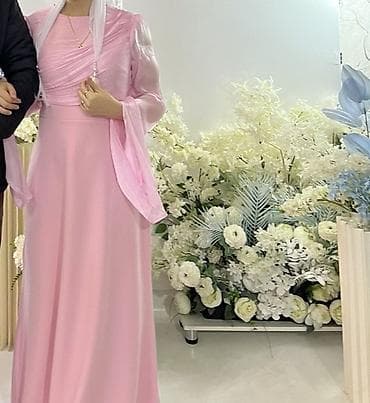 Нежно-розовое вечернее платье - Фасон: элегантный А-силуэт с плавным — 2