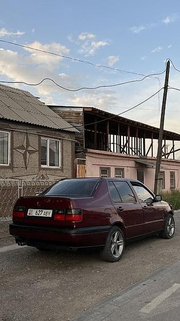 Унаа: Volkswagen Vento: 1992 г., Седан — 3
