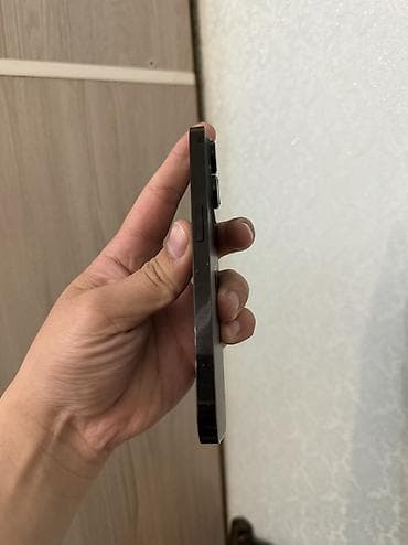 aplle 7: IPhone 14 Pro, Б/у, 256 ГБ, Jet Black, Защитное стекло, 79 % — 4
