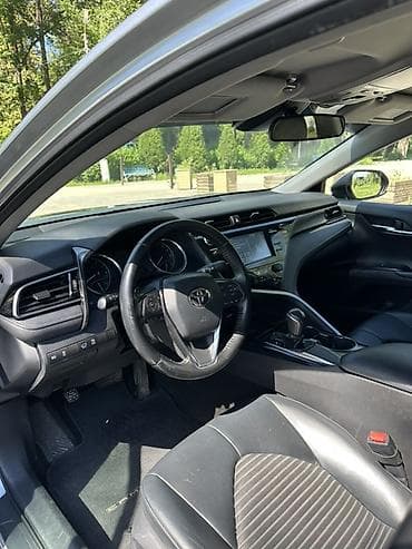 Toyota Camry: 2019 г., 2.5 л, Автомат, Бензин, Седан — 7