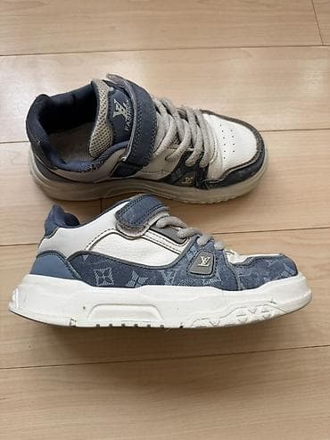 converse all star: Детские кроссовки бегать во дворе, 34 размер, 200 сом — 1