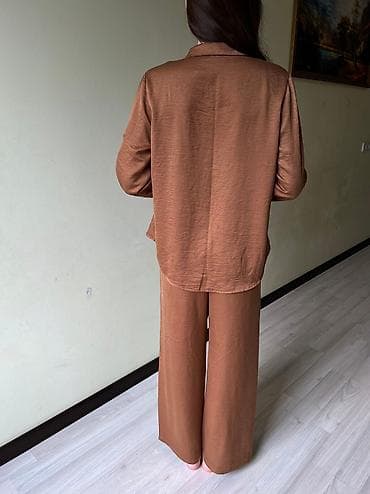 second hend: Брючный костюм, Прямые, Рубашка, Made in KG, Шелк, Лето — 7