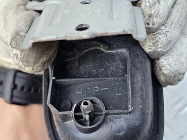 межкомнатные двери бишкек цены: Mazda MX-3 1997 ручка двери внутренняя. Только левая сторона — 5