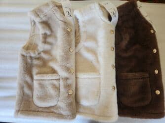 спортивные пуховики: Мех Жилетка размер стандарт 42.48.Качество💣💯 — 1