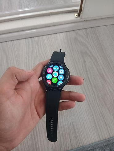 Samsung Galaxy Watch4 Classic 46 мм — оригинал. Безель крутится