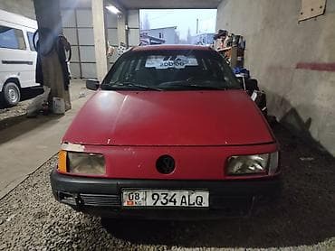 Volkswagen Passat: 1989 г., 1.8 л, Механика, Бензин, Универсал at lalafo.kg Volkswagen Passat: 1989 г., 1.8 л, Механика, Бензин, Универсал