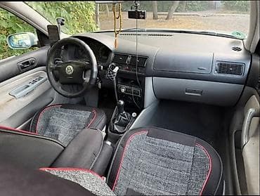 polo volkswagen: Volkswagen Golf: 2001 г., Механика, Бензин, Хэтчбэк — 10