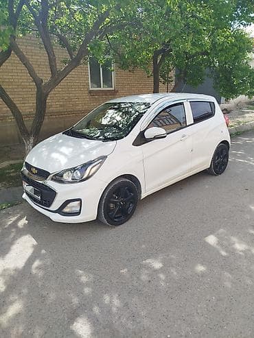 спарк 2012: Chevrolet Spark: 2016 г., 1 л, Автомат, Бензин, Хэтчбэк — 1