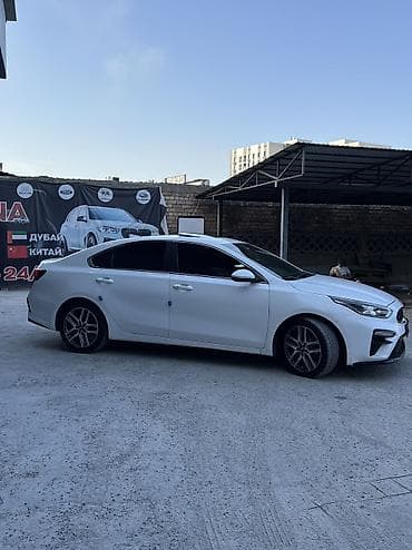 күзгү: Kia K3: 2019 г., Бензин, Седан — 3