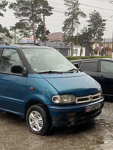 Nissan Serena: 2000 г., Минивэн