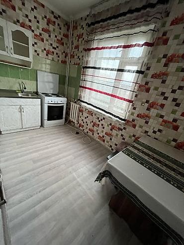 долгосрочная аренда квартиры: 1 комната, Собственник, С мебелью частично — 4