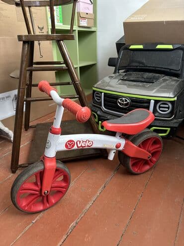 Детский велосипед, Беговел, 1 - 3 года, Для мальчика, Б/у