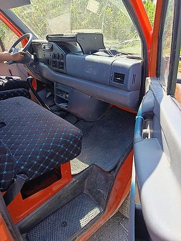 прсеп фура: Продаётся бортовой малотоннажный грузовик Mercedes-Benz (кабина — 4