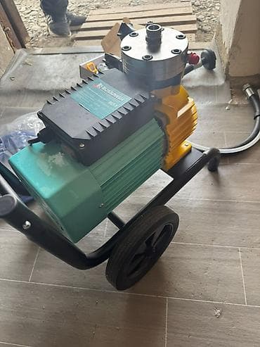 Инструменты: Безвоздушный аппарат для покраски, В наличии — 9