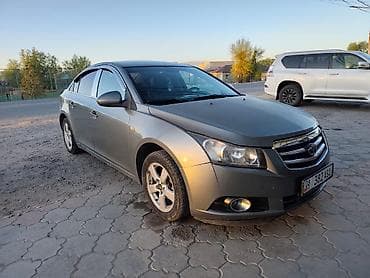 Chevrolet Cruze: 2010 г., 1.6 л, Автомат, Бензин, Седан