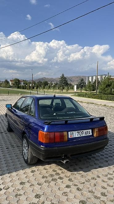 Audi: Audi 80: 1992 г., 2 л, Механика, Бензин, Седан — 4