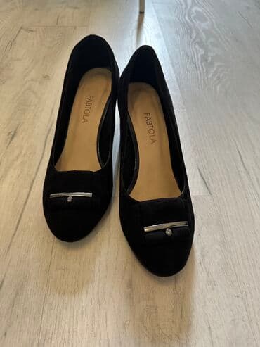 лоферы 37 38: Туфли замшевые, на устойчивом каблуке, новые. 38 размер — 2