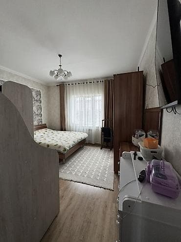 учас: Просторный одноэтажный дом с благоустроенным двором и качественной — 3