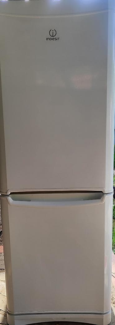 Холодильник Indesit, Двухкамерный, No frost