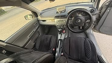 элэктро: Mazda Demio: 2005 г., 1.3 л, Автомат, Бензин, Хэтчбэк — 5