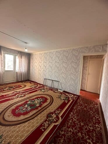 квартира ош хбка: 3 бөлмө, 60 кв. м, 104-серия, 4 кабат, Эски ремонт — 1