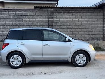 mini car: Toyota Ist: 2003 г., 1.3 л, Автомат, Бензин, Хэтчбэк — 4