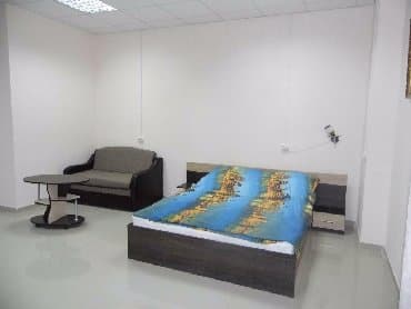 купить комнату в центре: 12 м², С мебелью — 1