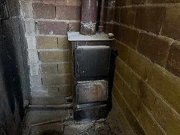 mega hous: Продаётся одноэтажный дом с участком, капитально огороженный высоким — 10