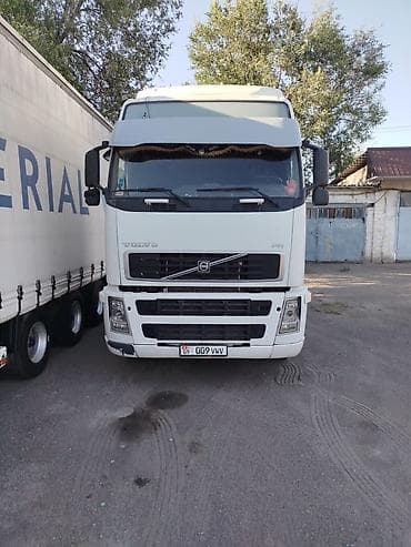 китайский тягач: Тягач, Volvo, 2007 г., Без прицепа — 4
