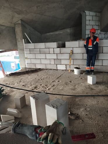 капитальный ремонт многоквартирных домов: Фундамент клатка кырыша штыкатурка ламинант шпакиловка кафел краска — 17