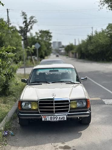 антенна мерседес: Mercedes-Benz W123: 1985 г., 2 л, Механика, Бензин, Седан — 4