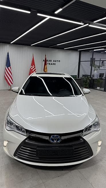 Toyota Camry: 2017 г., 2.5 л, Автомат, Гибрид, Седан — 1