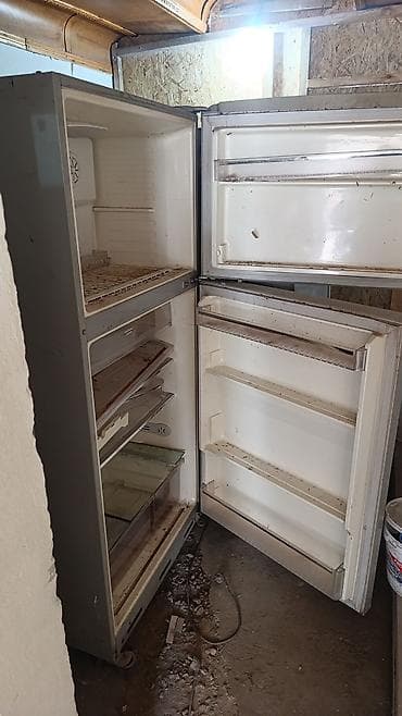 hp omen 15: Холодильники двухкамерные, верхняя морозильная камера. Описание: - — 1