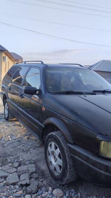 машина кузов: Volkswagen Passat: 1992 г., 2 л, Механика, Бензин, Универсал — 2