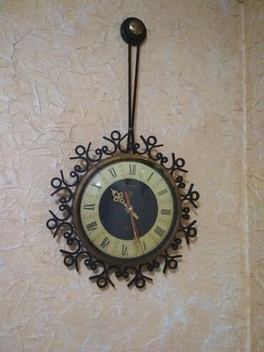 Советские,антикварные настенные часы Янтарь, Маяк,Весна.Кварц,жёлтые