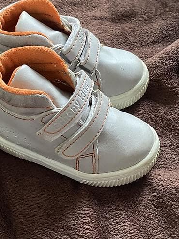 это вещи: Детская обувь, комплект из двух пар. 1) Светло-серые — 2