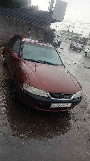 Opel Vectra: 1999 г., 1.8 л, Механика, Бензин, Седан