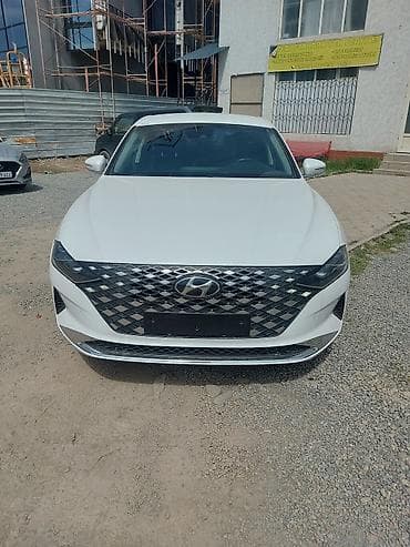 e class: Hyundai Grandeur: 2022 г., Автомат, Седан — 4