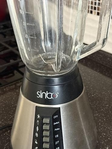 Соковыжималка центробежная Russell Hobbs и стационарный блендер Sinbo — 4