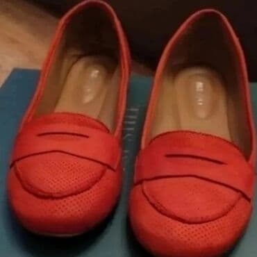 женские брендовые туфли недорого: 1. Туфли черное на невысокой платфоме. размер на 37 в хорошем сост — 4