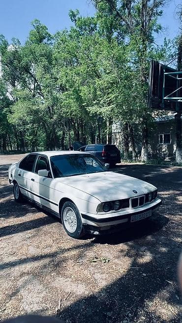 suzuki ignus: BMW 5 series: 1993 г., 2 л, Механика, Бензин — 7