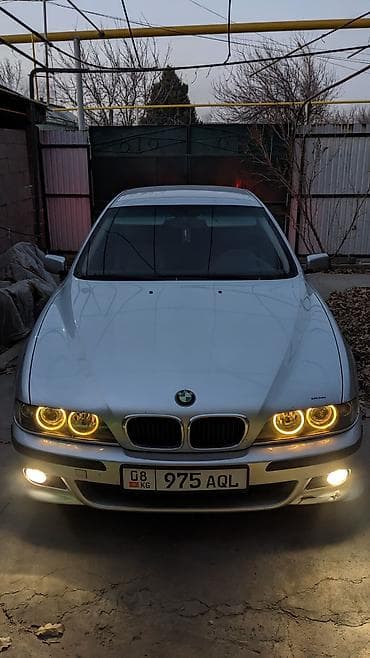 BMW 5 series: 2002 г., 3 л, Механика, Бензин, Седан