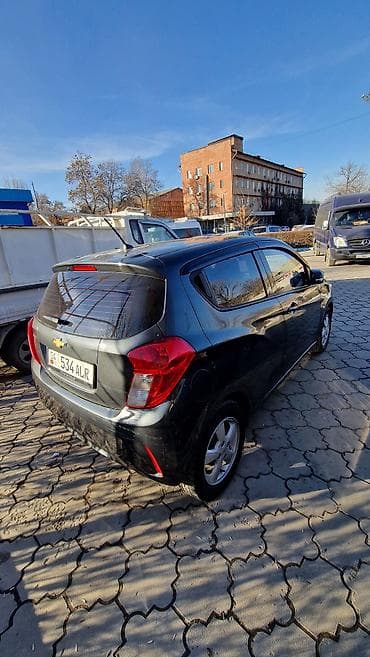 аренда honda jazz под такси: Chevrolet Spark: 2020 г., 1 л, Автомат, Бензин, Хэтчбэк — 8
