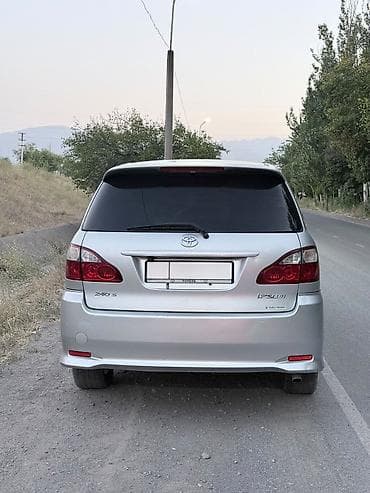 xedos 9: Toyota Ipsum: 2004 г., 2.4 л, Автомат, Минивэн — 4