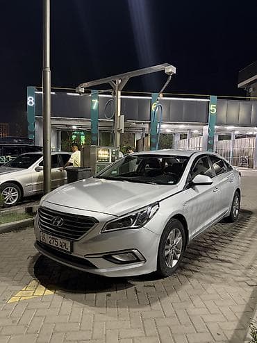 Hyundai Sonata: 2017 г., 2 л, Автомат, Газ, Седан