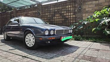 corolla runx: Ford : 1995 г., 4 л, Автомат, Бензин, Седан — 1